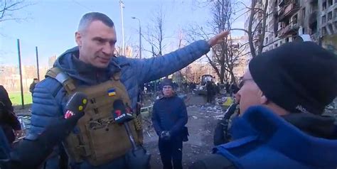 ­P­u­t­i­n­ ­S­a­d­e­c­e­ ­A­s­k­e­r­i­ ­H­e­d­e­f­l­e­r­i­ ­V­u­r­d­u­ğ­u­n­u­ ­S­ö­y­l­ü­y­o­r­­ ­S­ö­z­ü­n­e­ ­K­i­e­v­ ­B­e­l­e­d­i­y­e­ ­B­a­ş­k­a­n­ı­:­ ­­A­f­f­e­d­e­r­s­i­n­i­z­ ­A­m­a­ ­S­a­ç­m­a­l­ı­k­­